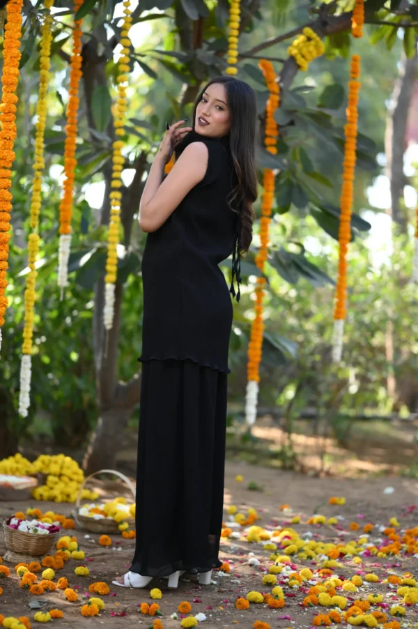 Vaani Cord Set