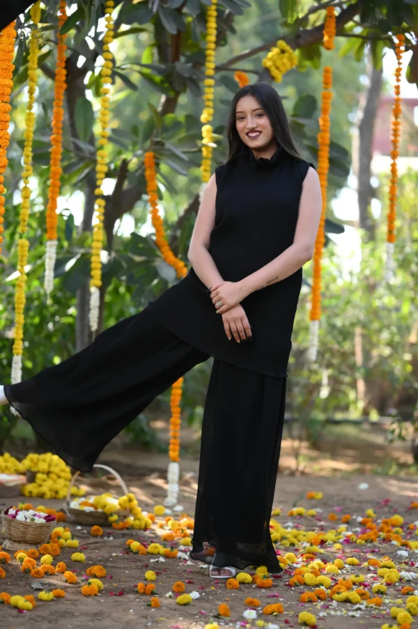 Vaani Cord Set
