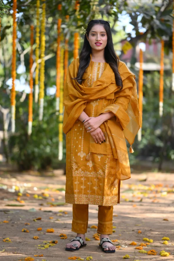 Yamin Kurta Pant with Dupatta