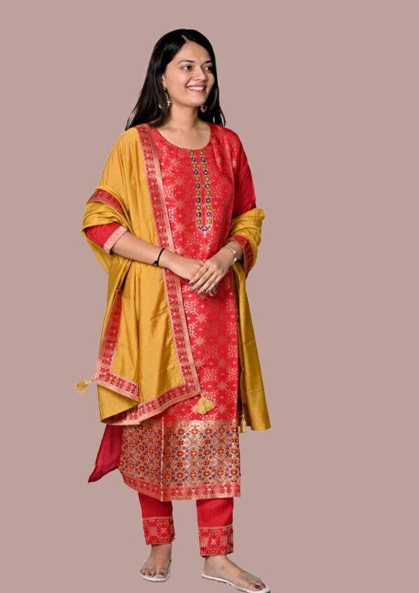 Kasab Kurta Pant with Dupatta