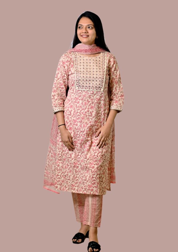 Shinat kurta pant with Dupatta