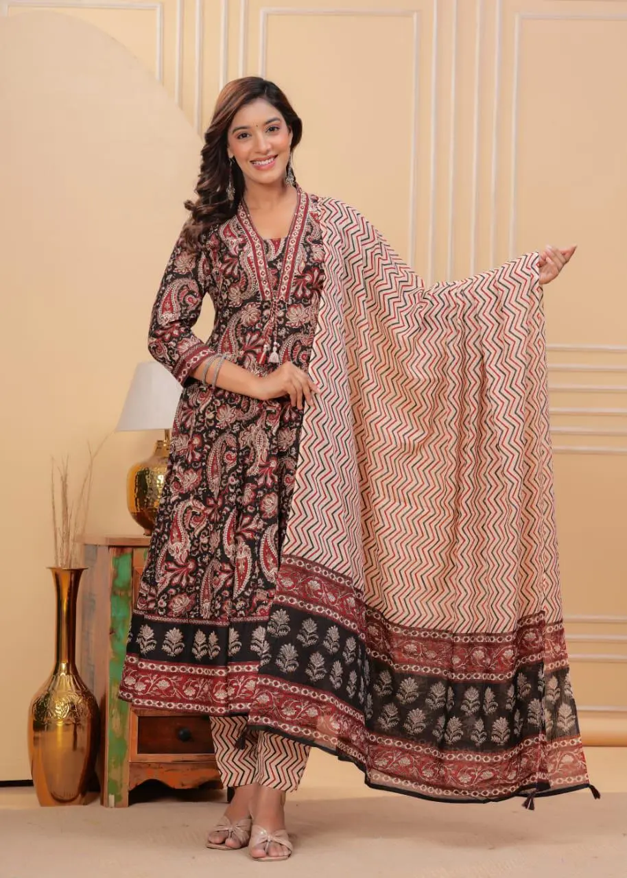 Naaz Kurta Set